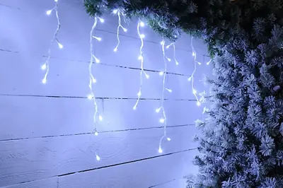 720 Snowing Icicle Lights - White - 4 Way