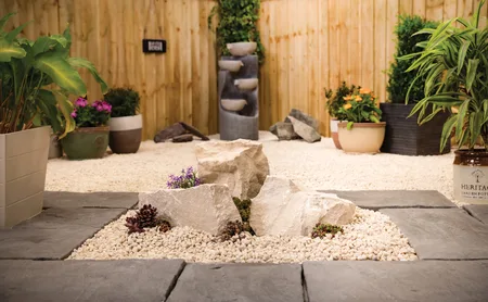 Cotswold Rockery - image 1