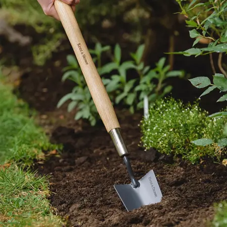 Kent & Stowe Carbon Steel Border Hand Trowel FSC - image 3