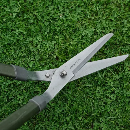 Kent & Stowe Lawn Shears - image 3