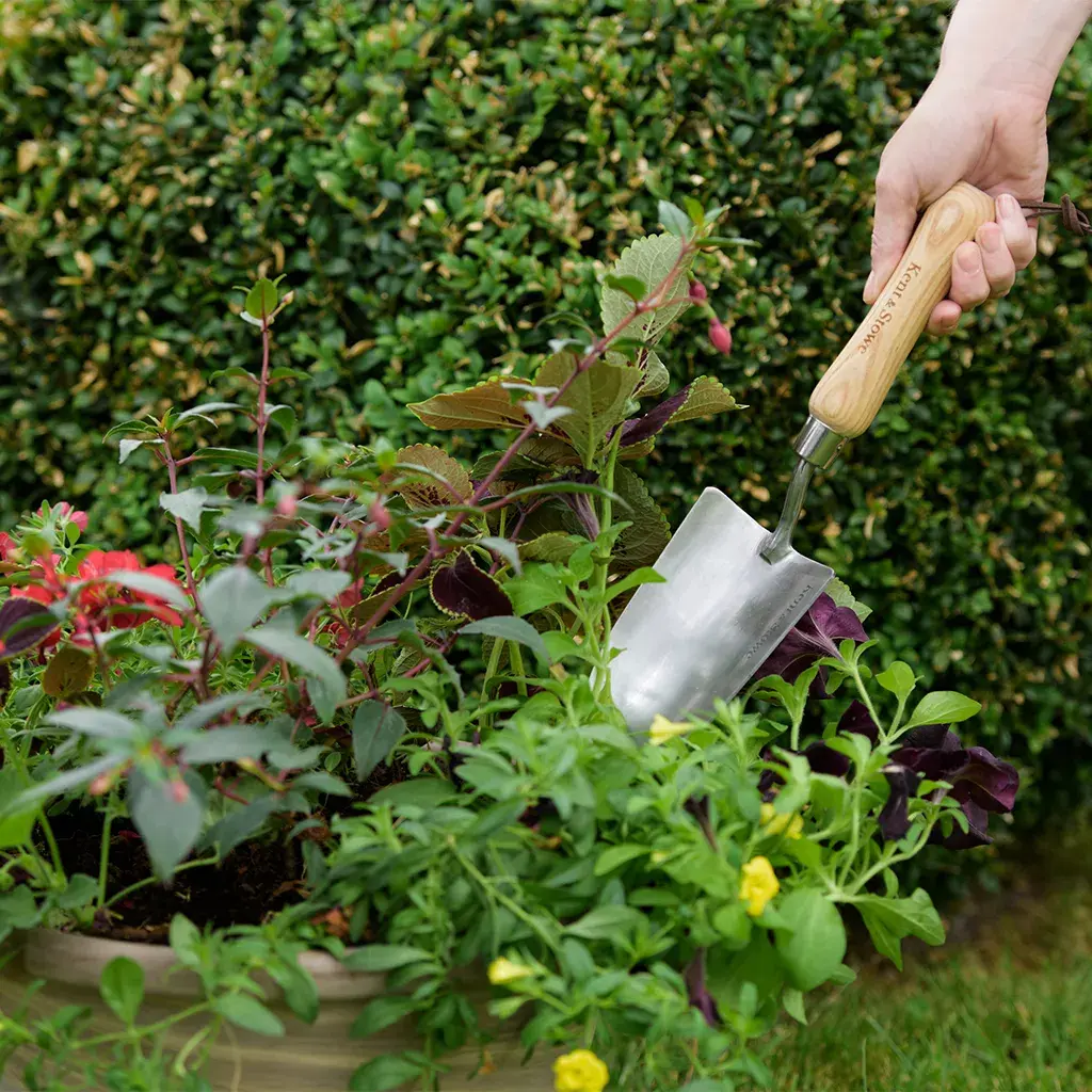 Kent & Stowe Stainless Steel The Capability Trowel FSC - Codsall & Wergs