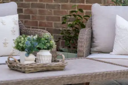 Wrottesley  4-Seat Lounge Set  Adjustable Table- Natural - image 3