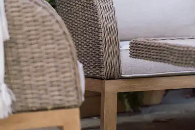 Wrottesley  4-Seat Lounge Set  Adjustable Table- Natural - image 5