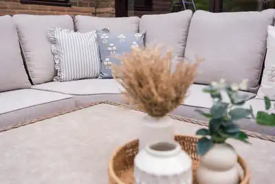 Wrottesley Cosy Corner Lounge Set + Armchair - Natural - image 5